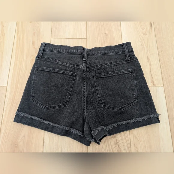 Madewell Women's High Rise Black Denim Shorts - Picture 5 of 11